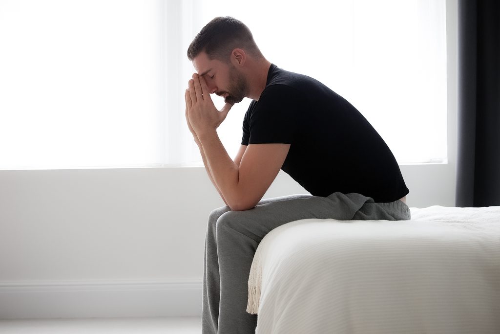 ইরেক্টাইল ডিসফাংশন বা লিঙ্গ উত্থানজনিত সমস্যার সমাধানে- শকওয়েভ থেরাপি!!! 2 Sad man ইরেক্টাইল ডিসফাংশন বা লিঙ্গ উত্থানজনিত সমস্যার সমাধানে- শকওয়েভ থেরাপি!!!